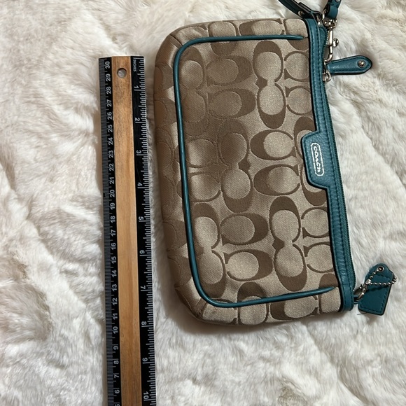 Coach Wristlet with Blue Trim - Picture 10 of 11